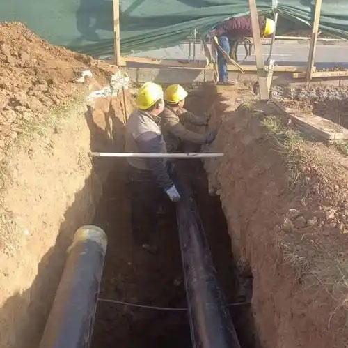 任丘过公路拉管
